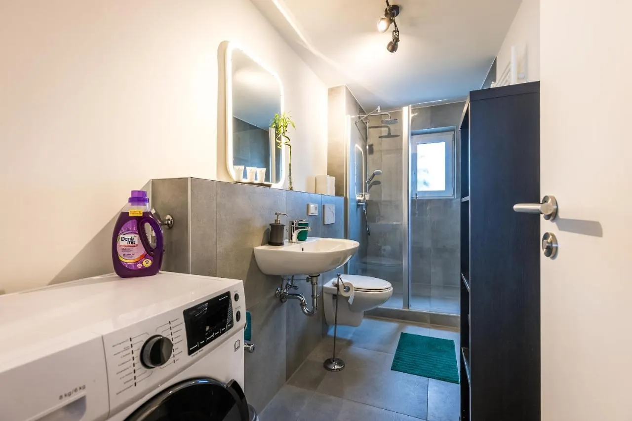 BRIGHT - Stylish apartment - Kitchen - Parking - Netflix Augsburg Deutschland